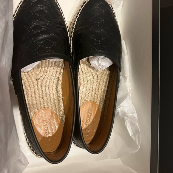 Authentic Gucci leather Espadrille size 35.5 like new - Picture 2 of 2